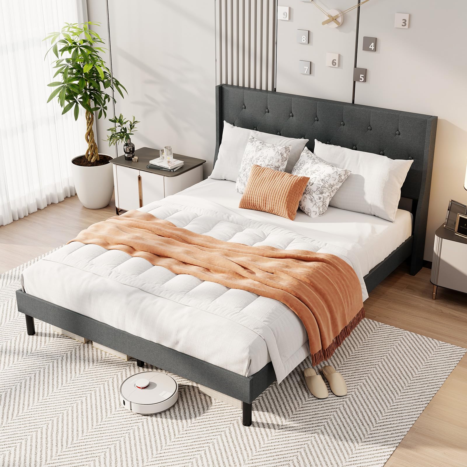 KOMFOTT Queen Size Linen Upholstered Bed Frame